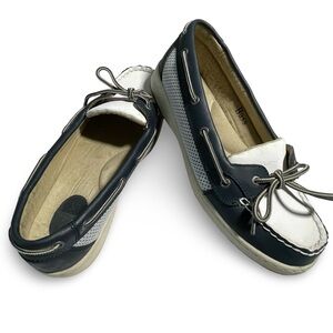 G.H. Bass & Co. Leather Moore Slip on Comfort Loafers Boat Shoes Flats Sz9